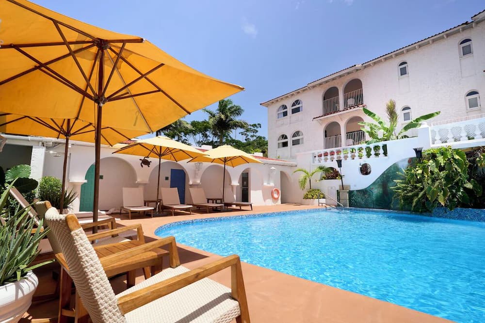 Morne Rouge House | Tropical 1BR Deluxe Villa: Balcony, Ocean View & Farm-to-Table Dining, Pets!