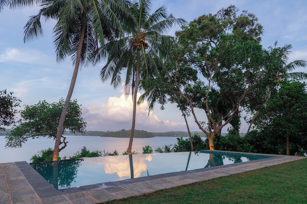Dodanduwa Villa | Serendipity Lake Hikkaduwa