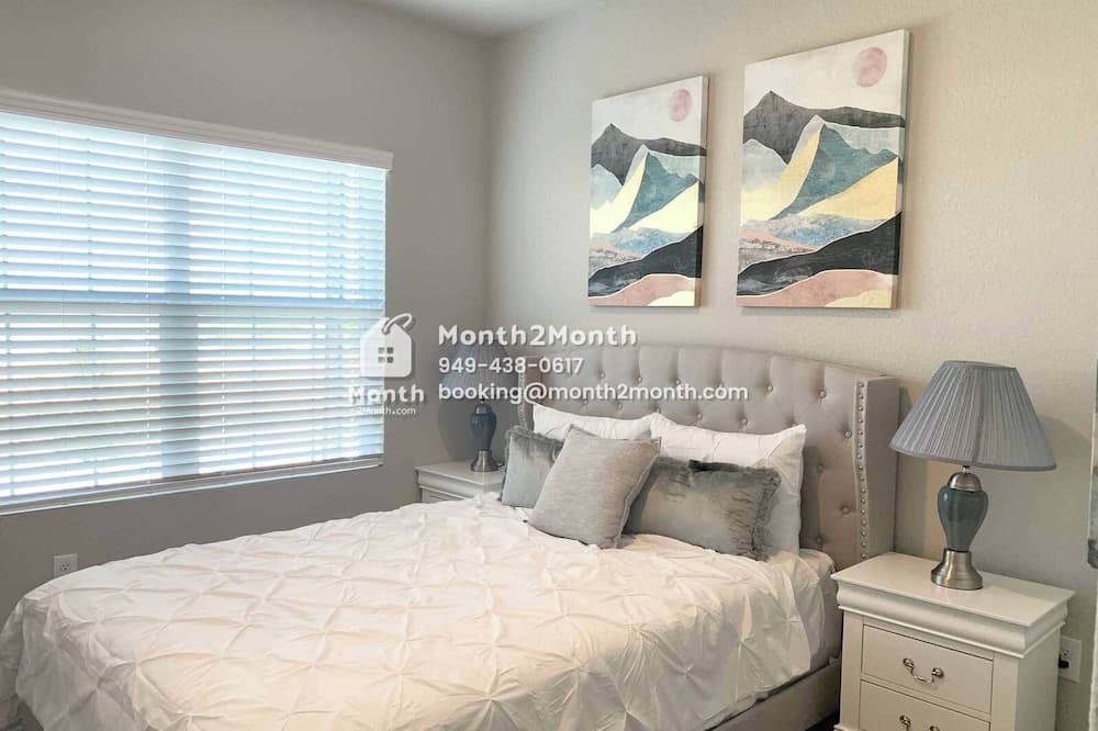 San Antonio House | Utopia on Booker Trail E#41225