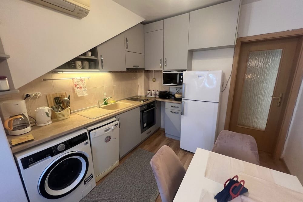 Varna Apartment | Central 1bdrm Apartment Downtown