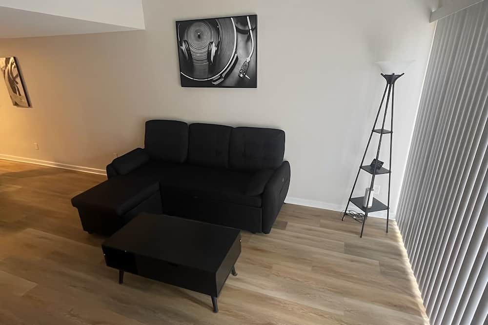 Tallahassee Apartment | Centrally Located 2bd/1.5 Bath Apartment Mins Away from FSU/FAMU/TSU
