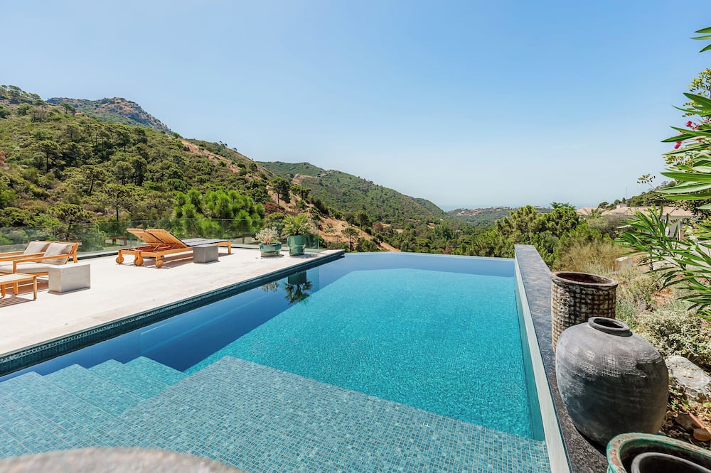 Benahavis Villa | Villa Discreta, Monte Mayor Country Club, Benahavís