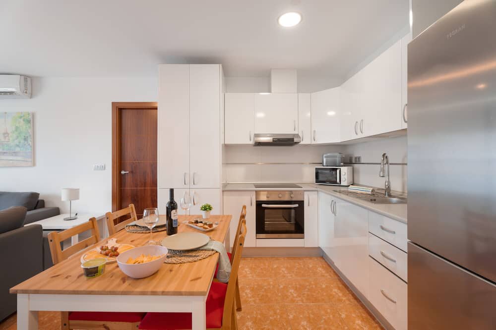 Alcala Apartment | Vacation Apartment 'Apartamento Fula' with Mountain View, Wi-Fi and Air Conditioning