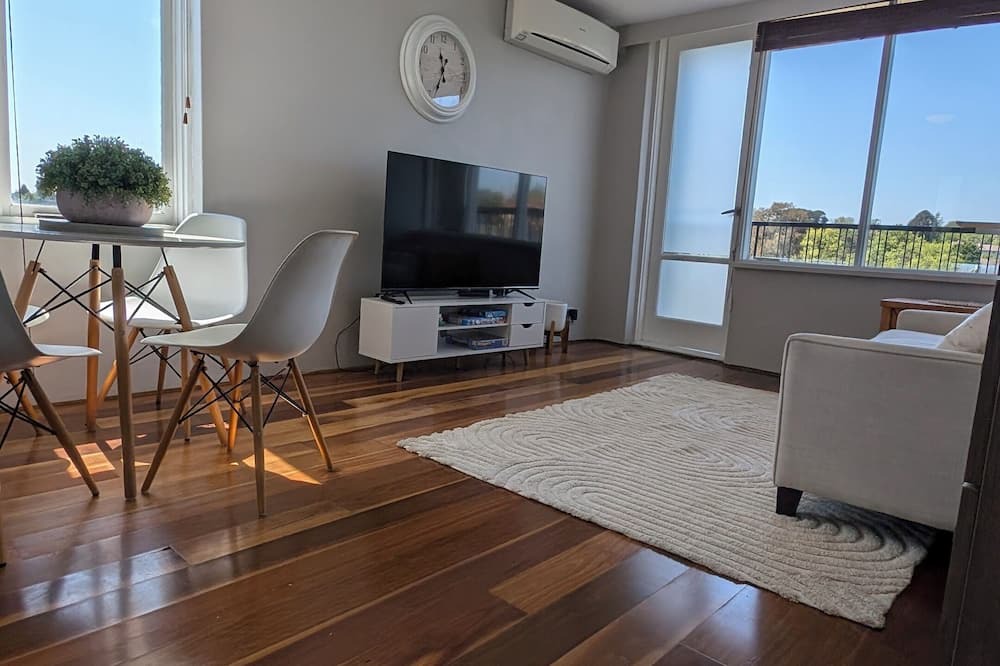 Toorak Apartment | 2 Bedroom apartment in a great location