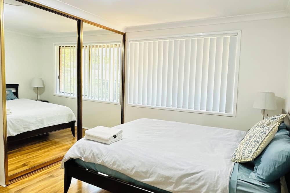 Roselands House | Family townhouse in Wollongong CBD