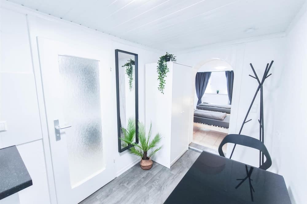 Ludwigsburg Apartment | ALFA Apartment Ludwigsburg 2 Betten WLAN Küche Bad