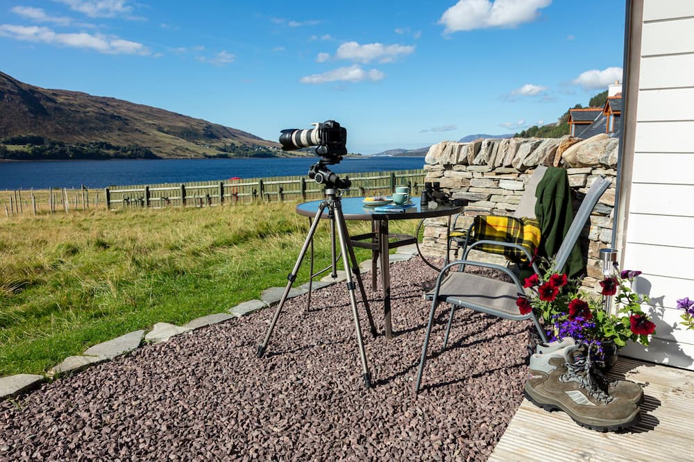 Garve Cabin | Luxury pods with a stunning loch view and access