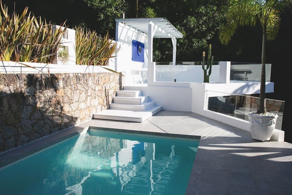 Florianopolis House | Linda Suíte com Hidro e Piscina - CasaIvan
