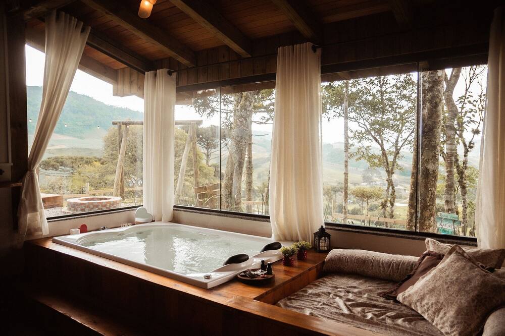Rancho Queimado Ski Chalet | Chalé Caminho do Sol - 2 - Com Jacuzzi e Lareira