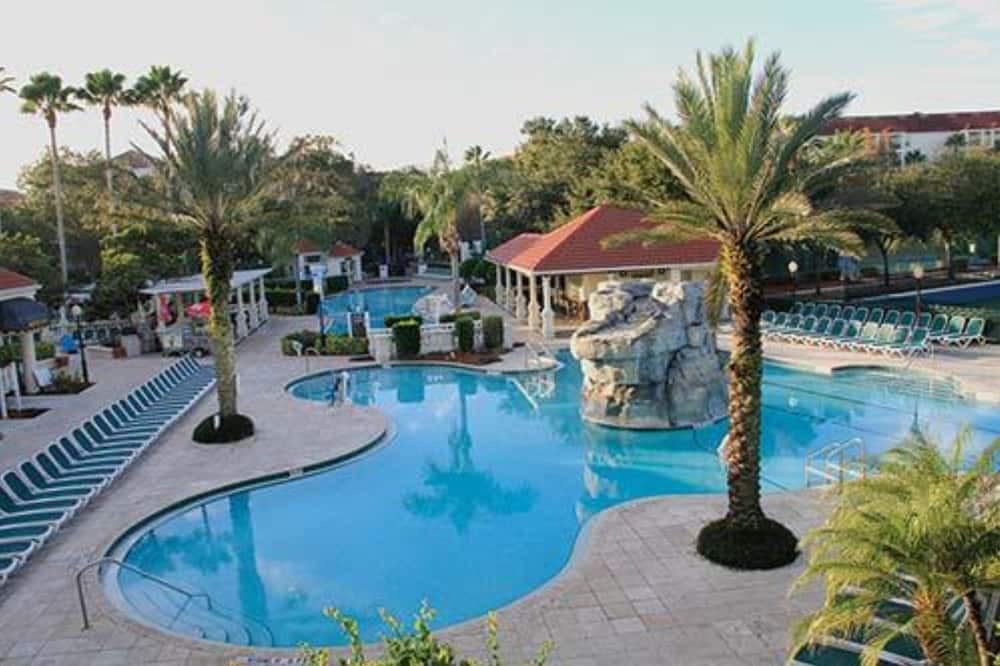 Chatham Park Resort | Star Island Resort and Club, just 4 miles from the entrance to Walt Disney World