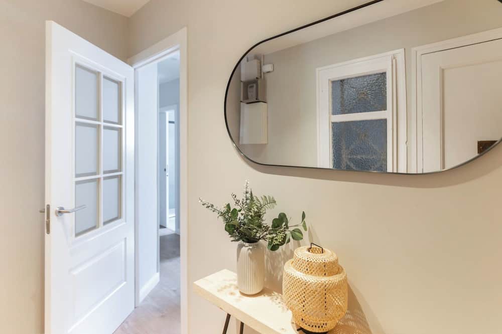 El Baix Guinardo Apartment | Weflating SANT PAU - Cozy 4 BDR