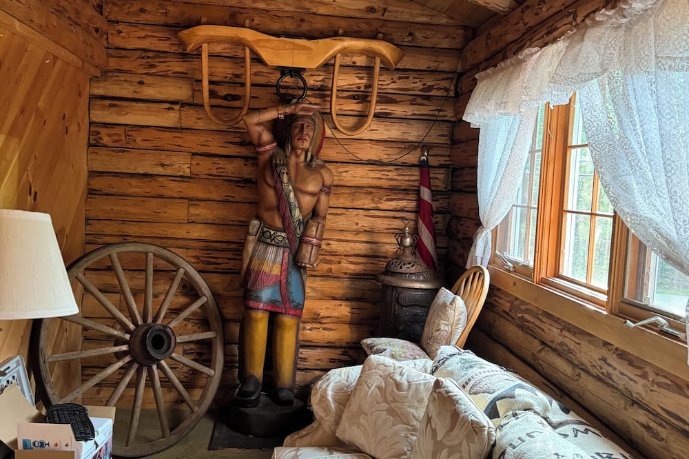 Conway Cabin | Cozy 3-bedroom cabin in welcoming Conway with AC, WiFi