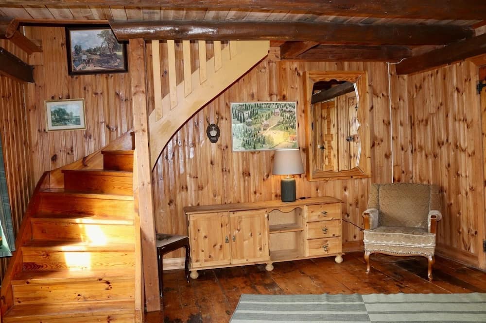 Ulricehamn House | Rustic Swede house