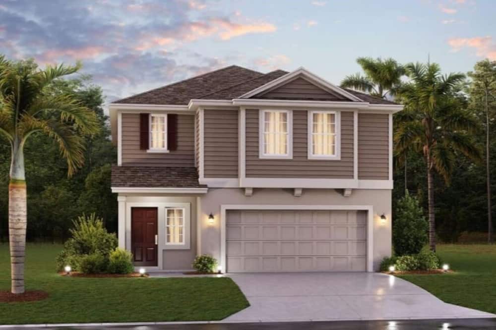 Lakeland - Winter Haven Apartment | Spacious 4-bedroom Corporate Home with AC, WiFi in gorgeous Winter Haven