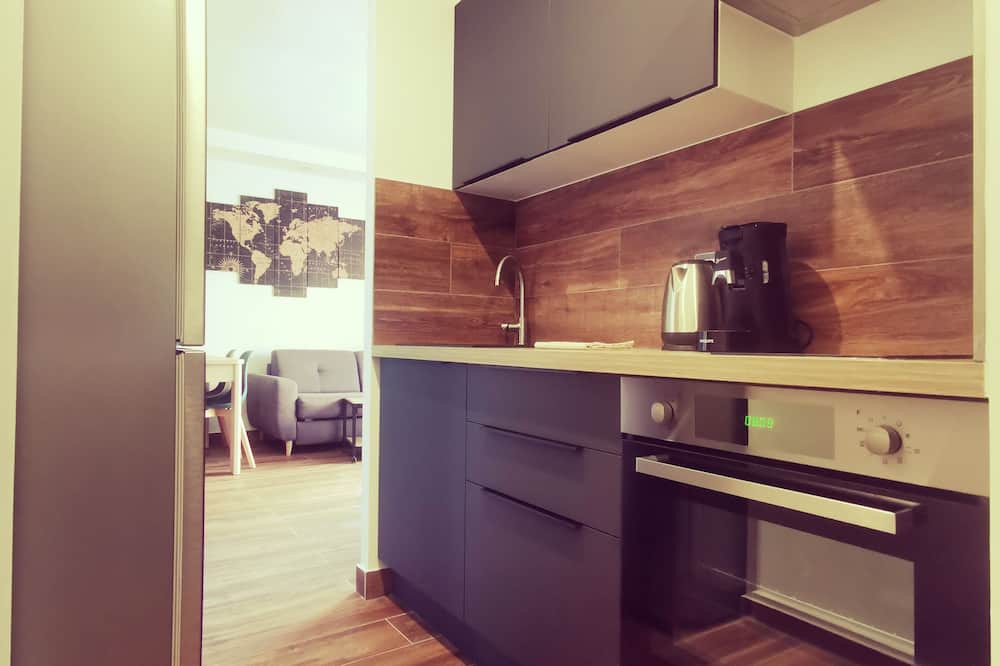 La Demi - Lune Apartment | Beau T2 en Résidence Moderne Avec Parking Privé
