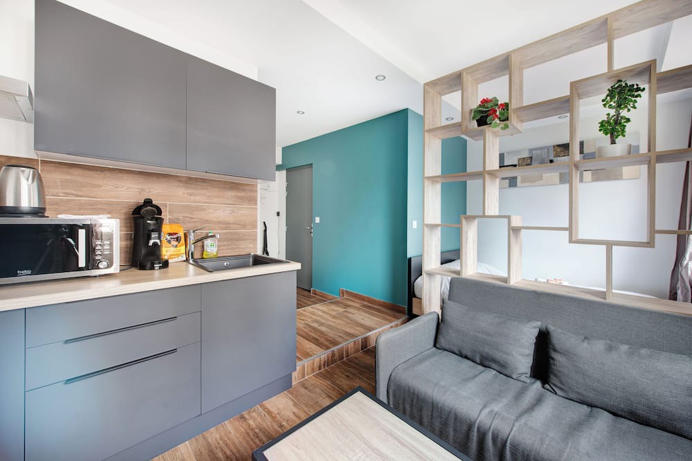 La Demi - Lune Apartment | Studio Chaleureux Avec Parking Gratuit
