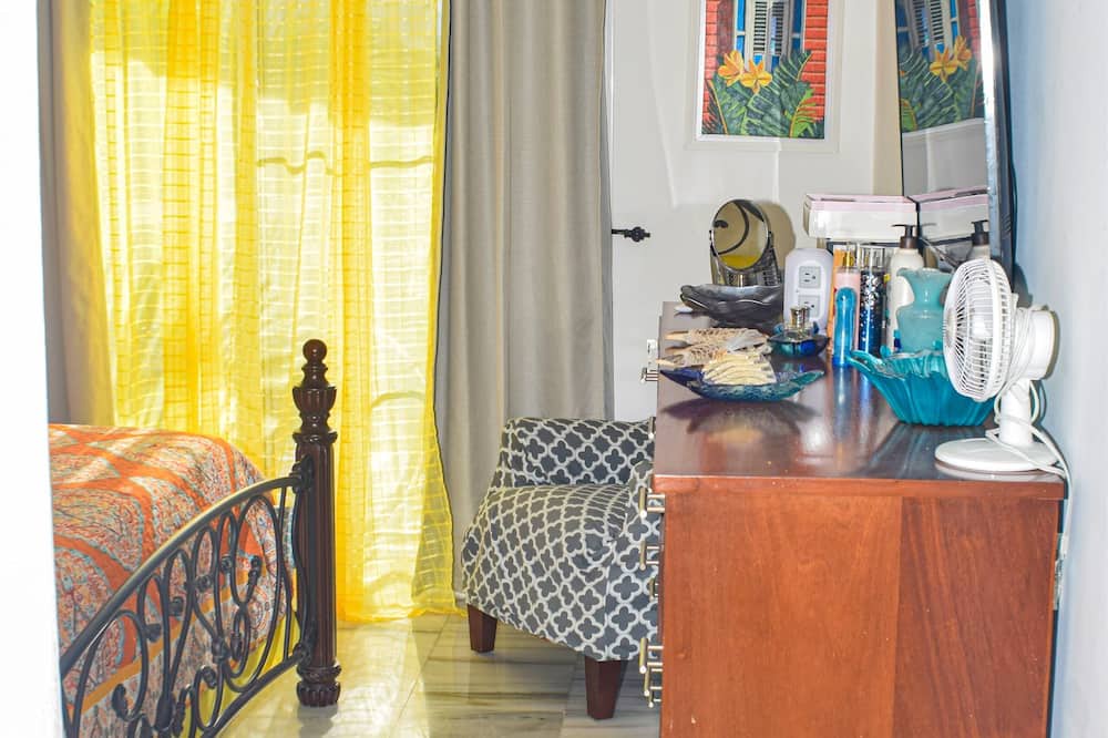 Villa Hermosa Apartment | Tranquil La Caña Retreat with Modern Amenities