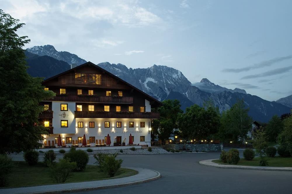 Obsteig House | Comfort room SMALL - s'Kluane HP - DER STERN - Inn and country hotel since 1509