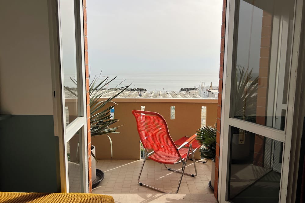 Misano Adriatico Apartment | Large and bright apartment with terrace in front of Misano beach