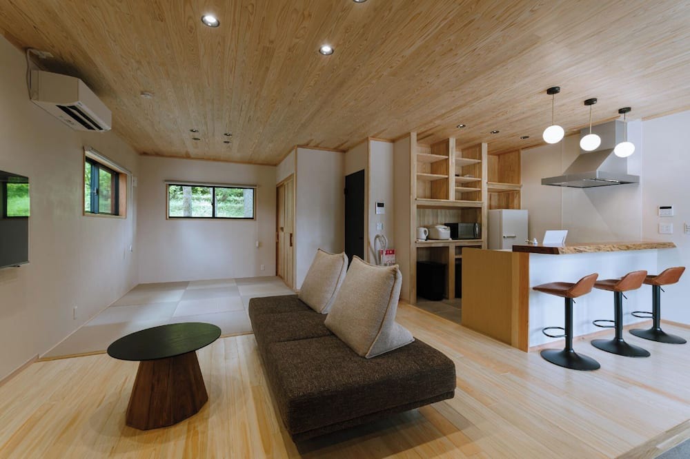 Minamiaso House | DAHARA N3 a newly built cottage with a panoramic /Asogun Kumamoto