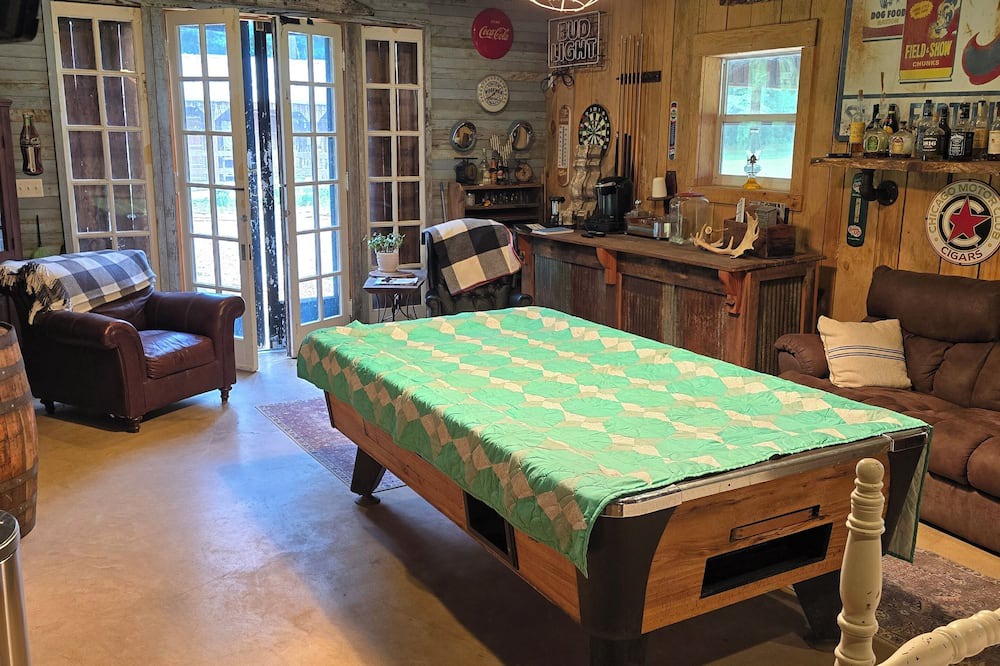 Chickamauga Cabin | Rustic Haven