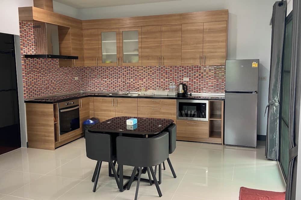 Hang Dong House | Fully furnish 44 SQM bungalow, western kitchen, pool access on site (Unit1)