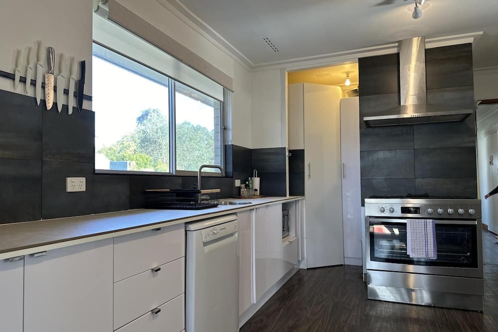 Robinson House | Bed down on Bramwell