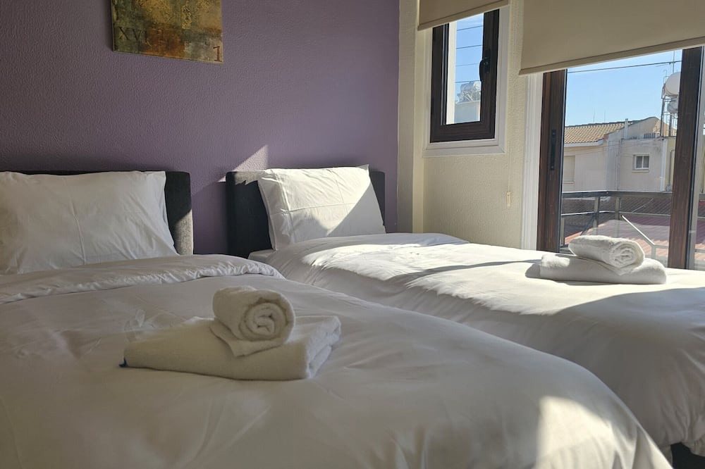 Oroklini House | STAY Pantanassa Maisonette