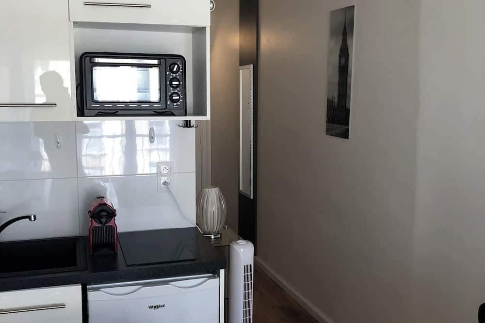 Saint-Germain-en-Laye Apartment | Nice and quiet studio in Saint-Germain-en-Laye city centre 30 minutes to Paris.