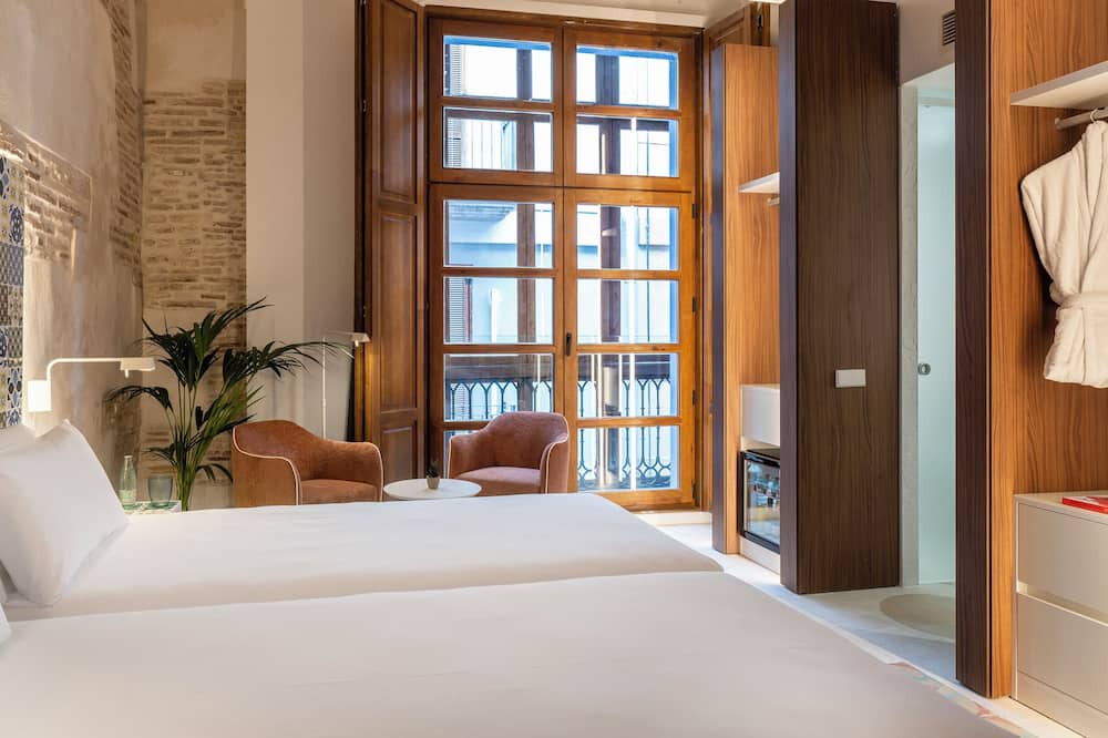 Barrio del Carmen Hotel | Axel Hotel Valencia – Adults Only