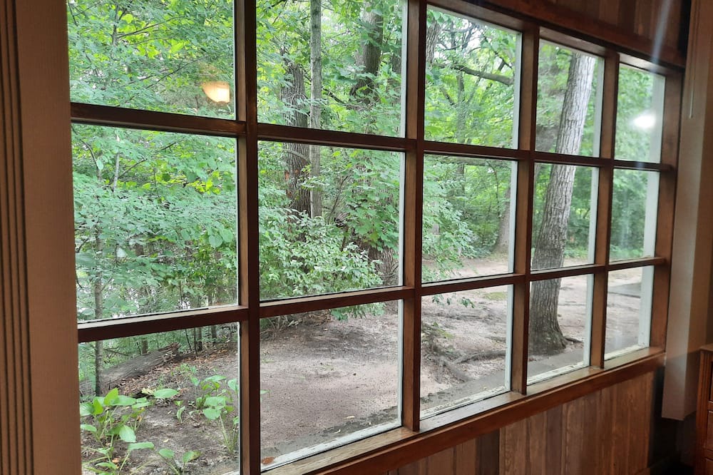 Fulton Cottage | Superb cottage with AC in resort overlooking the river