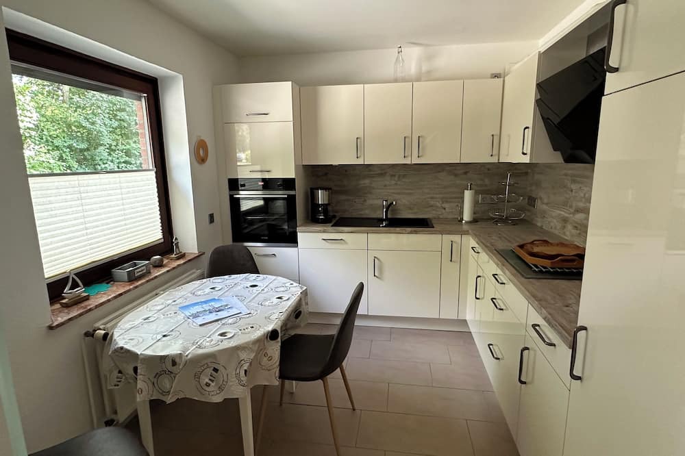 Oeversee Apartment | Gemütliche Ferienwohnung in Haushälfte Nähe Flensburg