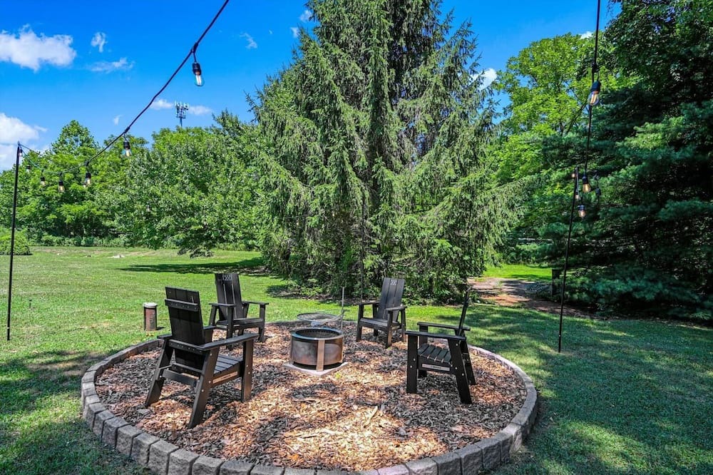 Parkesburg House | Cottage By The Pines
