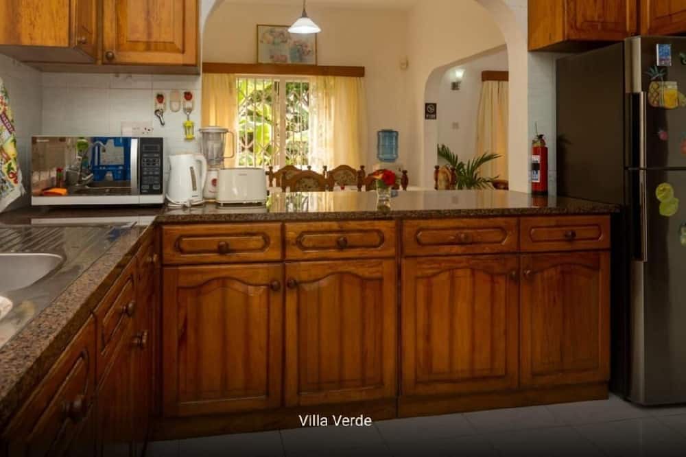 Beau Vallon House | Holiday house Beau Vallon for 1 - 6 persons with 3 bedrooms - Holiday house