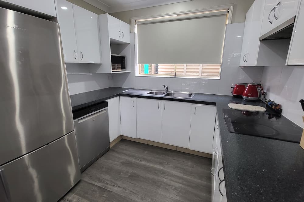 Jesmond Apartment | Two Bedroom Apartment with Spa Bath