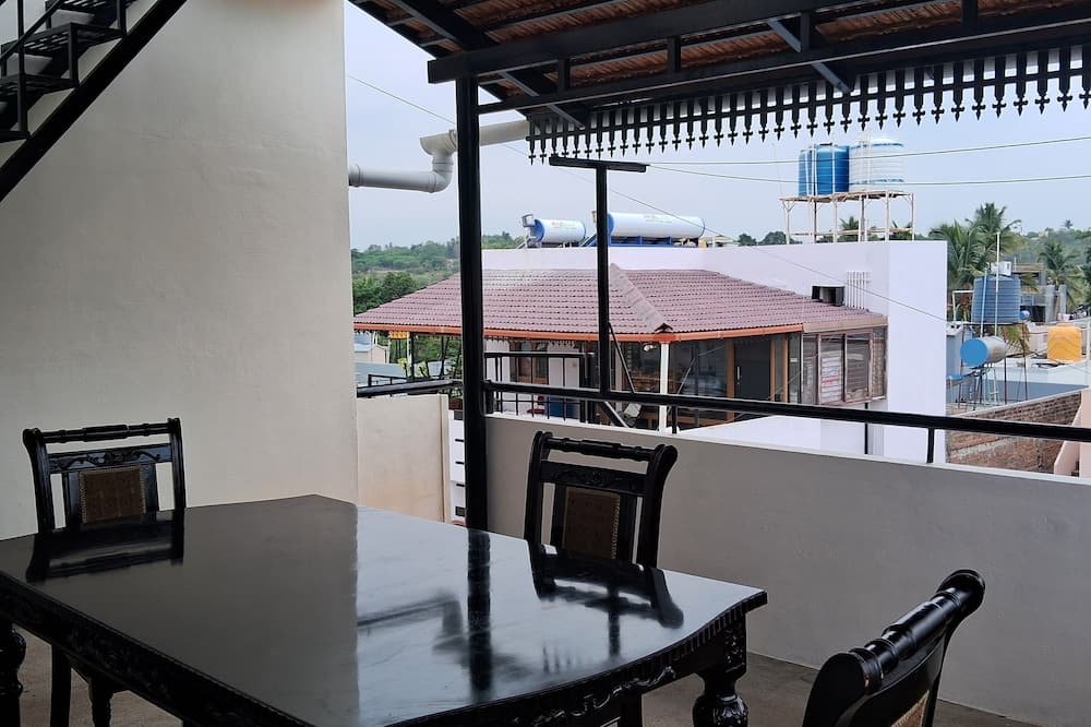 Gokulam House | Peacefull Two bedroom House in Gokulam close to yoga shala in heart of mysore.