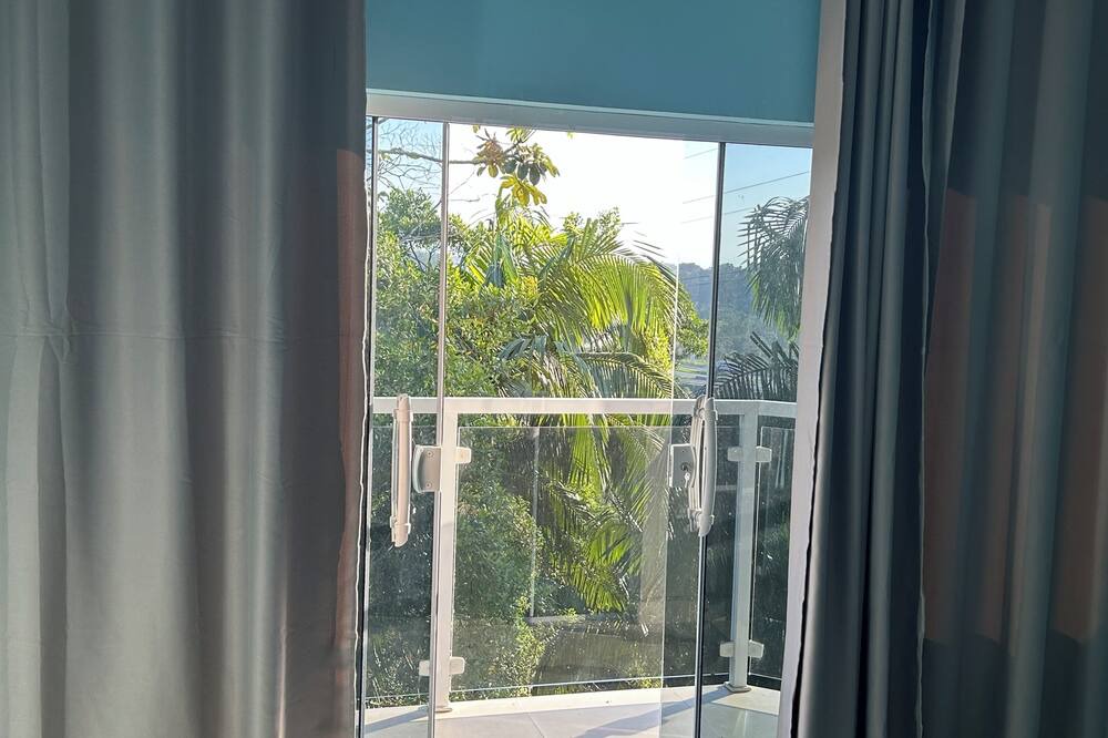 Pariquera-Acu Apartment | Propriedade Cercada de Muito Verde, Perfeito Para que Busca um Local Tranquilo