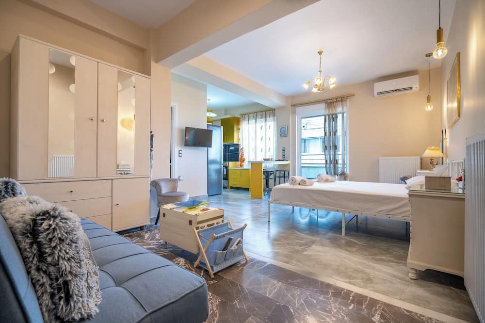 Attiki Apartment | Chic Urban Modern Β 1-Bdrm Apart