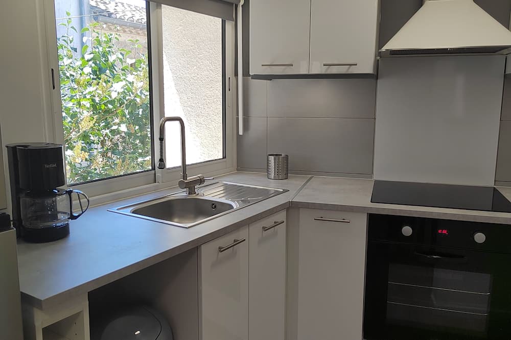 Prades-le-Lez Apartment | Appartement T2 au Centre Médiéval Historique de Prades le lez
