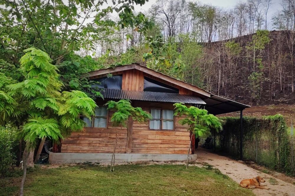 Canton Hojancha Cabin | Cabaña Puerto Carrillo en Santa Marta