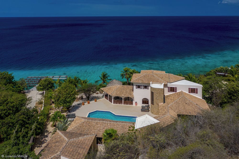 Sabadeco Villa | Villa Blossom, Oceanfront escape with 3 bedrooms in quiet area