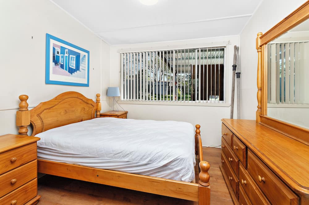 Shoalhaven Heads House | River Road Cottage, Shoalhaven Heads. Early check in, late check out !