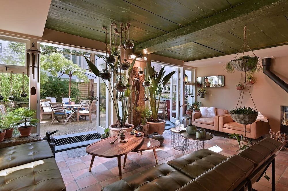 Grachtengordel-West Apartment | Modern Living Redefined Discover Your Perfect Urban Escape