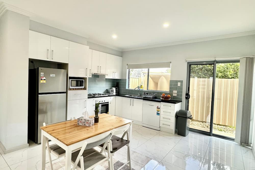 Blair Athol House | Charming Privateroom/ShareHouse/Netflix/ClosetoCity