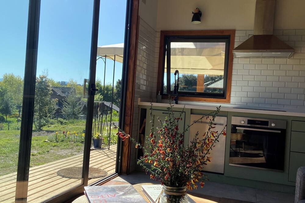 Villarrica Cottage | Charming 2-bedroom cottage in front of Villarrika lake with superb internet
