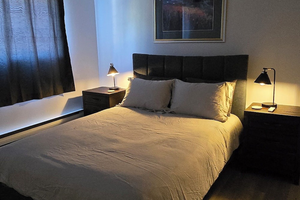 Parker Cove House | Terrific house in Vernon w! WiFi, Netflix & Prime. 5 mins. dtive to Fintry Lake.