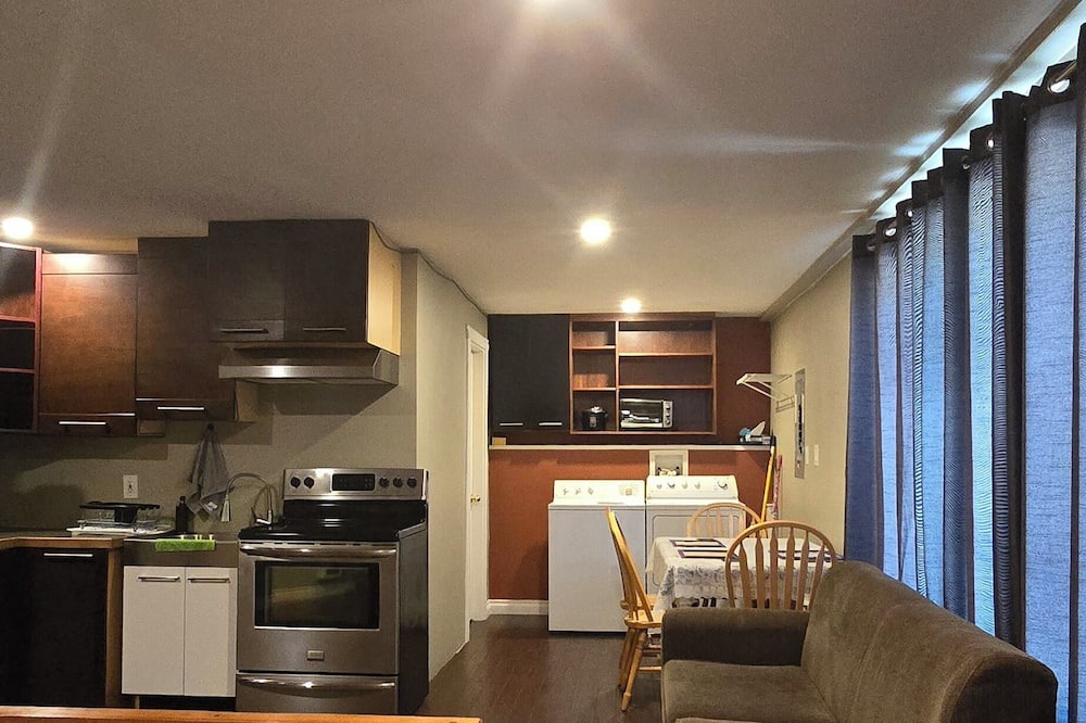 Westshore Estates House | Charming 3-bedroom house in enchanting Vernon with AC, WiFi