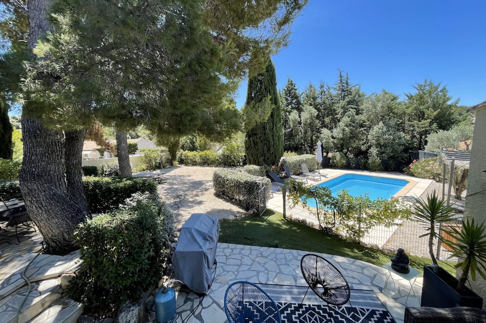 Lancon-Provence Villa | Villa Avec Piscine sur Terrain de 900m2 au Cœur de la Campagne Provençale