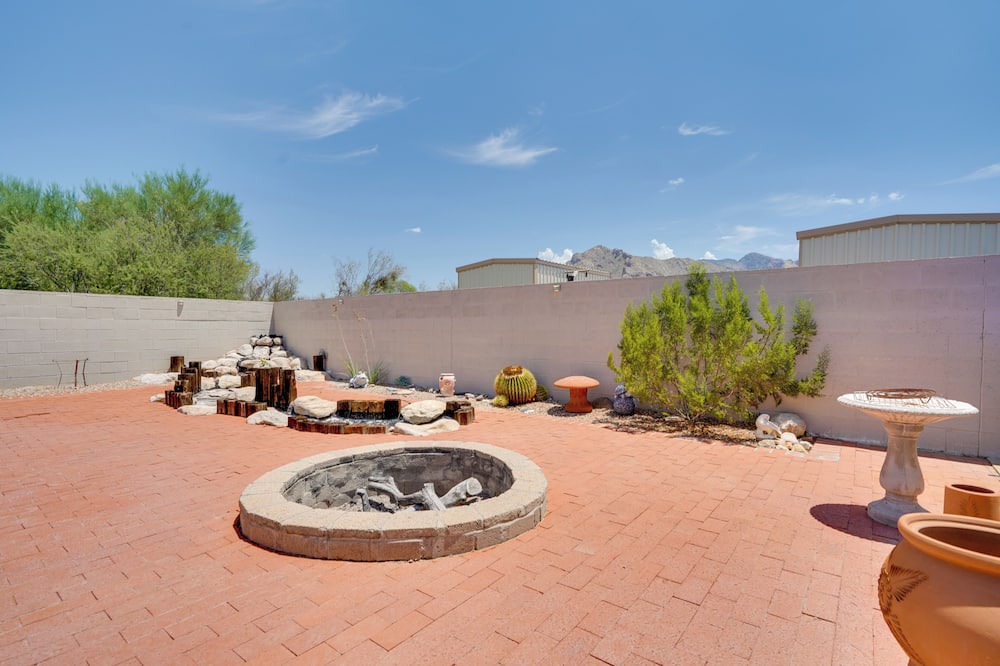 Sunset Manor Cottage | Tucson Cottage w/Courtyard & Grill - Near Hiking!