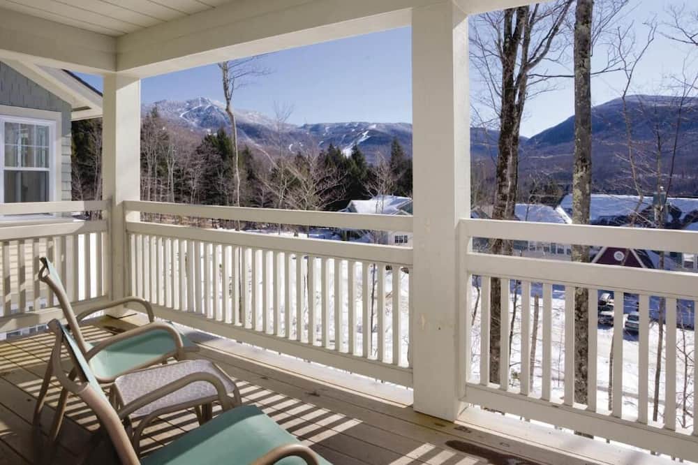 Jeffersonville Resort | Cozy resort in brilliant Cambridge family friendly including arcade games